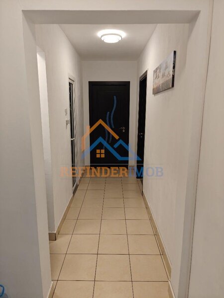 Titan  Apartament de vanzare cu 2 camere, zona Titan - Metrou 1 Decembrie 1918