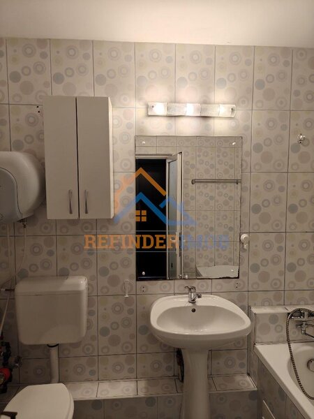 Titan  Apartament de vanzare cu 2 camere, zona Titan - Metrou 1 Decembrie 1918